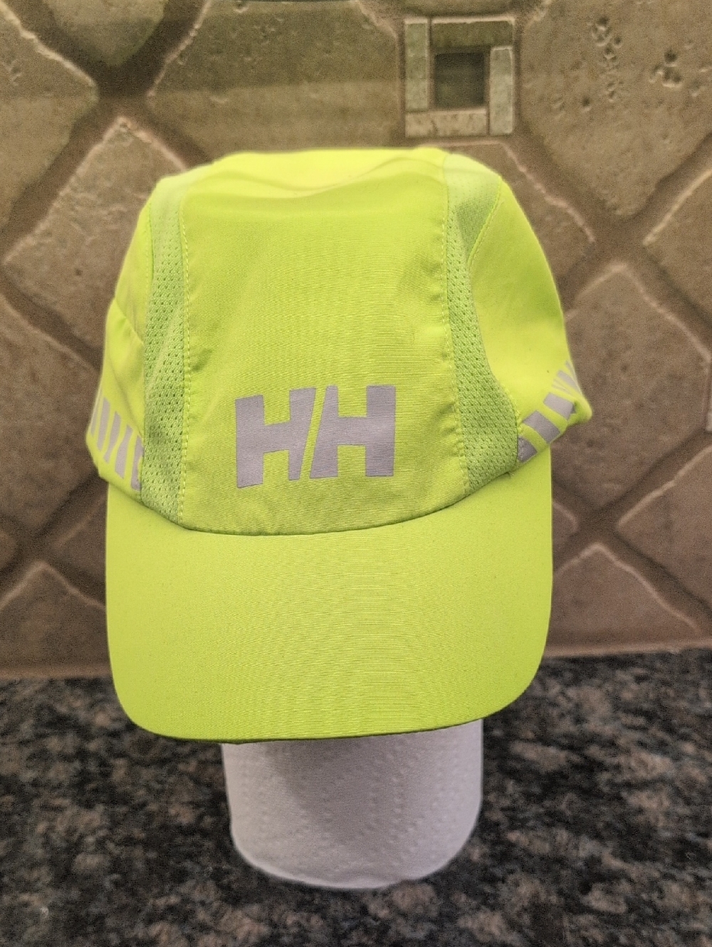 Helly Hansen Neon Yellow Reflective Run Cap